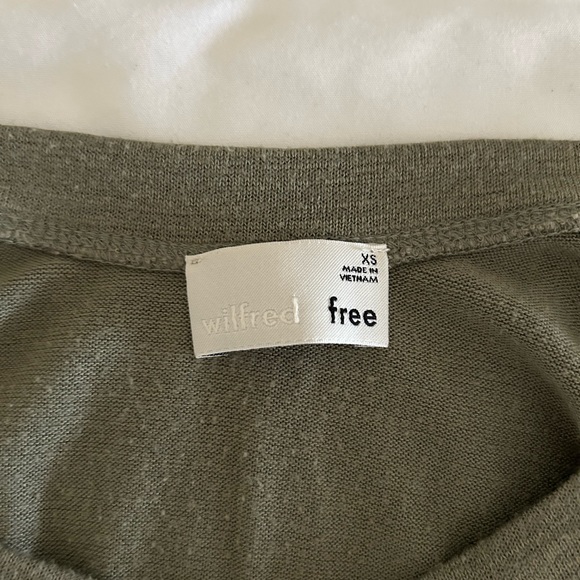 Aritzia romper (size small) - Picture 2 of 3